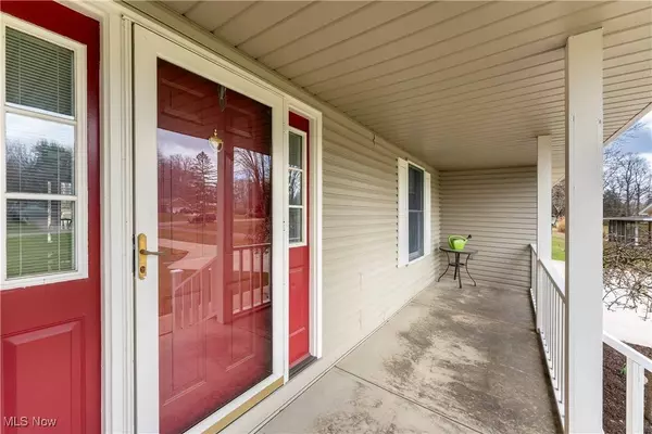 6872 Hillway AVE NW, North Canton, OH 44720