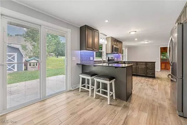 6767 Chippewa AVE NW, North Canton, OH 44720