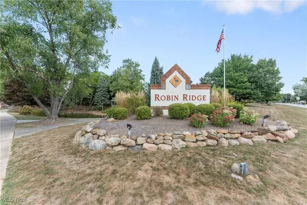 49 Douglas CT, Tallmadge, OH 44278