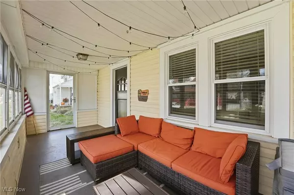 150 Wise AVE NE, North Canton, OH 44720