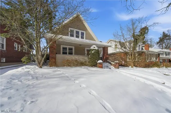 154 Crescent DR, Akron, OH 44301