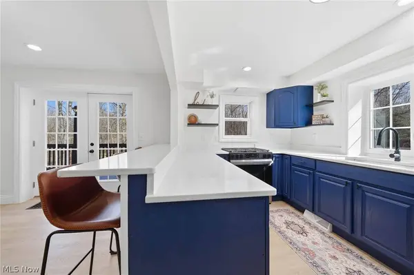 6097 Reno DR, Louisville, OH 44641