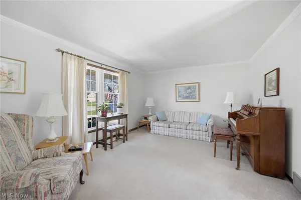 930 Bellarbor AVE NW, Canton, OH 44708