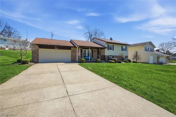 930 Bellarbor AVE NW, Canton, OH 44708