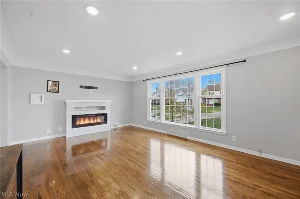 3722 Lindholm RD, Shaker Heights, OH 44120