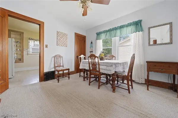 4069 Chester AVE, Louisville, OH 44641