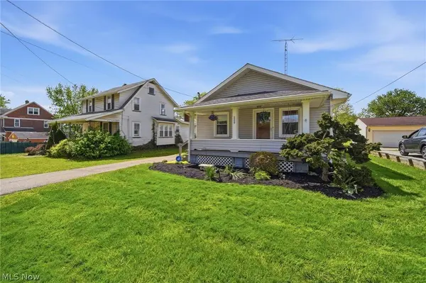 4069 Chester AVE, Louisville, OH 44641