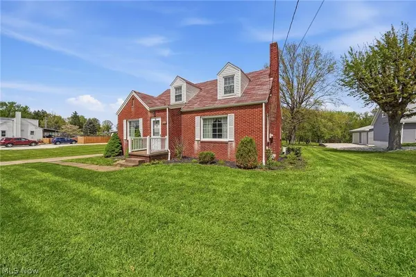 8885 Louisville ST, Louisville, OH 44641