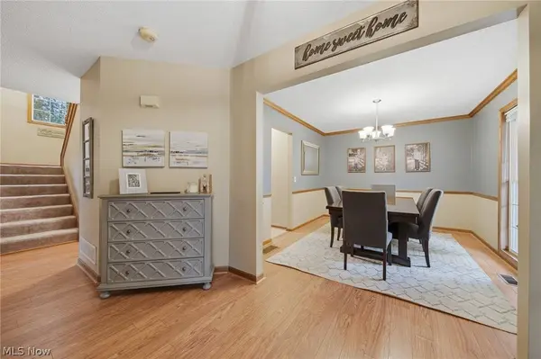 8714 Billendon CIR NW, North Canton, OH 44720
