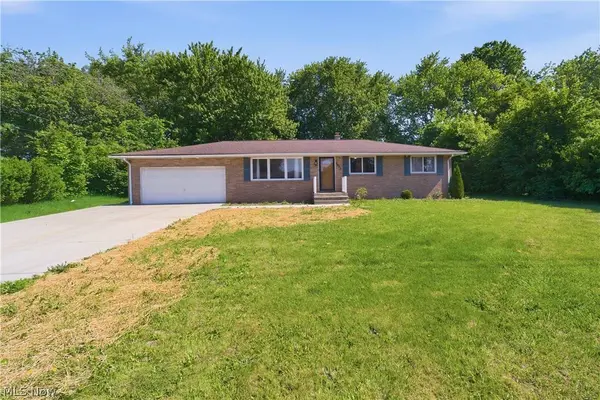 3825 34th ST NE, Canton, OH 44705