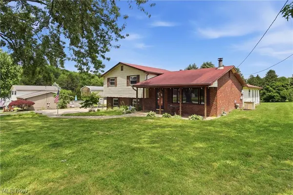 360 Dietz AVE NE, East Canton, OH 44730