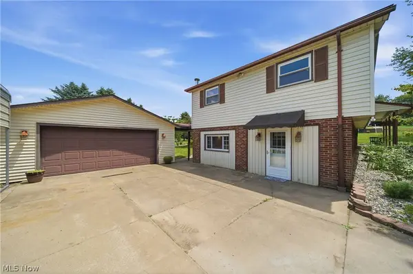 360 Dietz AVE NE, East Canton, OH 44730