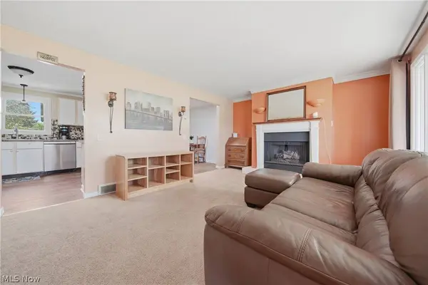 360 Dietz AVE NE, East Canton, OH 44730