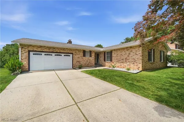 4647 Beverly AVE NE, Canton, OH 44714