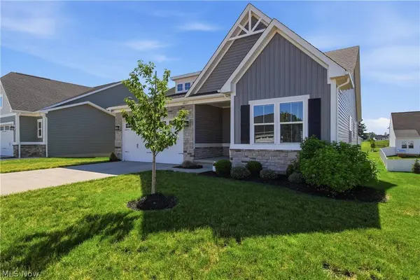 6877 Harrington Court AVE NE, Canton, OH 44721