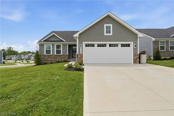 1082 Bookman AVE, Akron, OH 44312