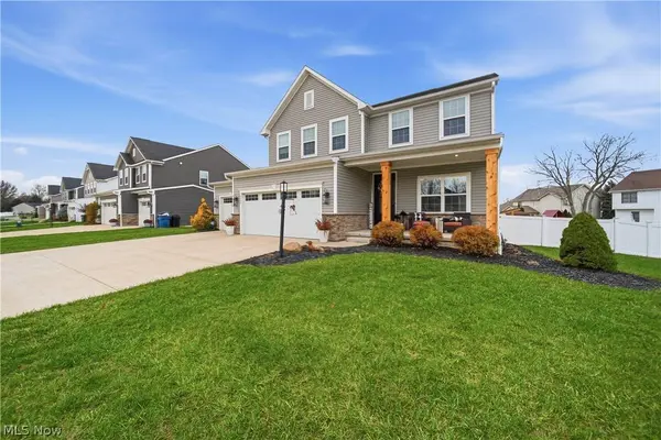 3345 Sandgate ST NW, North Canton, OH 44720