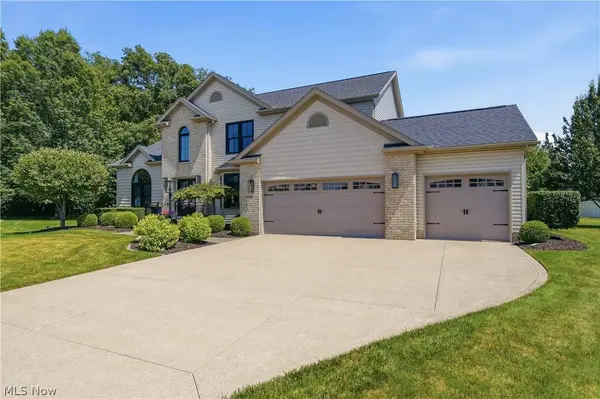 3530 Lamb CIR NW, North Canton, OH 44720
