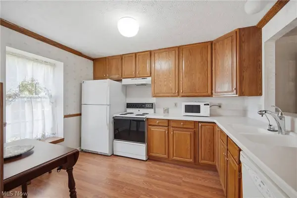 115 Denham CIR NE, Canton, OH 44721