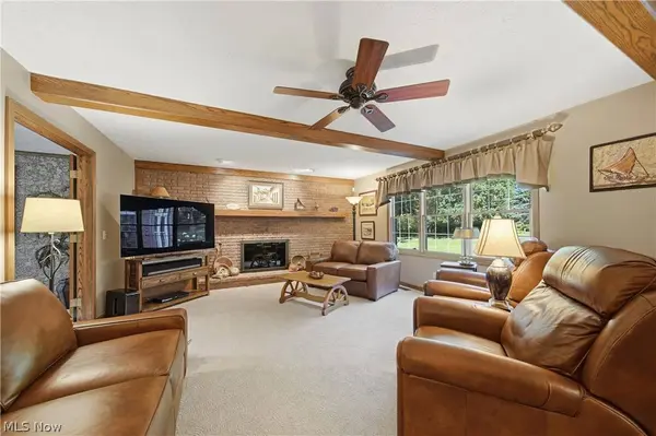 7855 Hearthstone AVE NW, North Canton, OH 44720