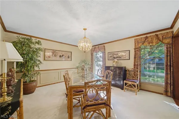 7855 Hearthstone AVE NW, North Canton, OH 44720