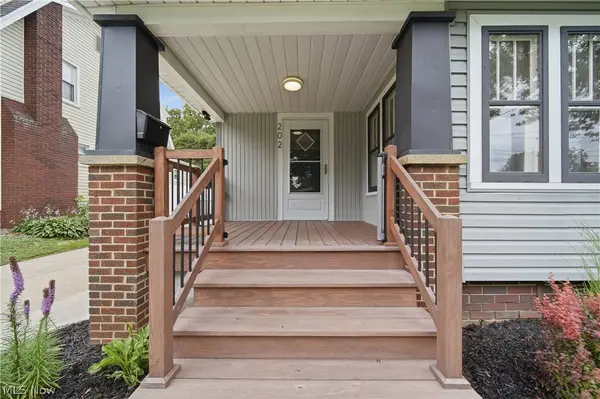 202 Hawk AVE, Akron, OH 44312