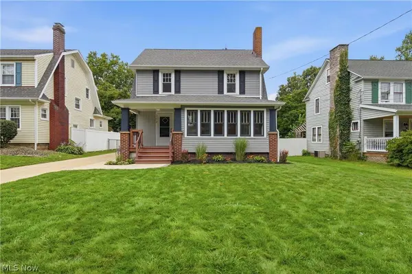 202 Hawk AVE, Akron, OH 44312