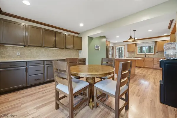 7445 Market AVE N, Canton, OH 44721