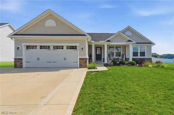 3354 Stoneleigh RD NE