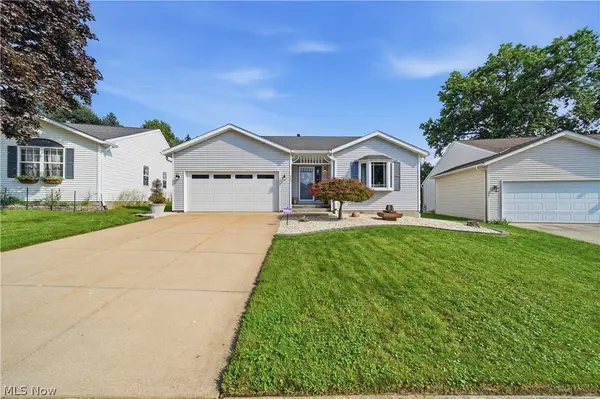 984 Elizabeth CT, Cuyahoga Falls, OH 44221