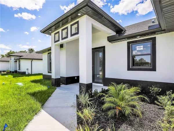 3105 46th ST W, Lehigh Acres, FL 33971