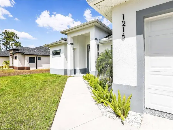 1216 Moore AVE, Lehigh Acres, FL 33972