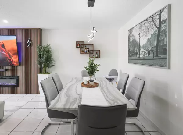 4416 NW 185th ST, Miami Gardens, FL 33055