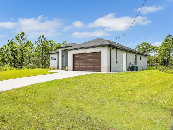 1604 W 9th ST, Lehigh Acres, FL 33972