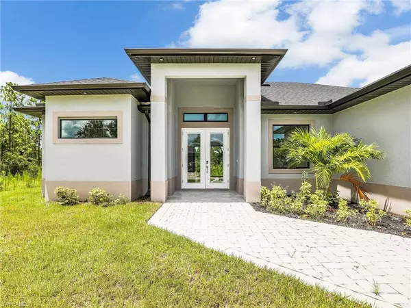 1604 W 9th ST, Lehigh Acres, FL 33972