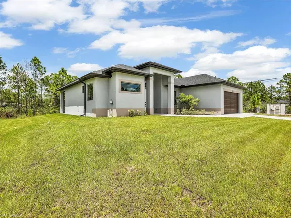 1604 W 9th ST, Lehigh Acres, FL 33972