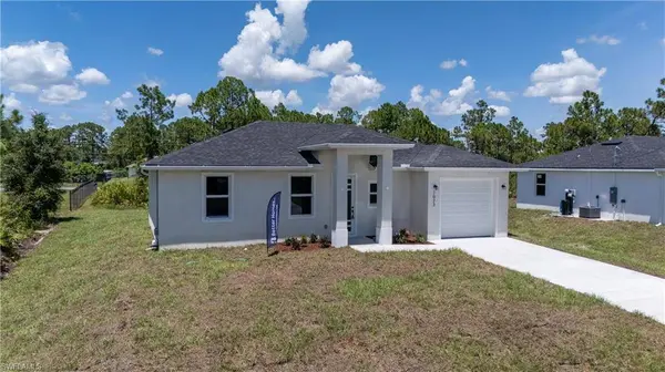 928 Grant BLVD, Lehigh Acres, FL 33974