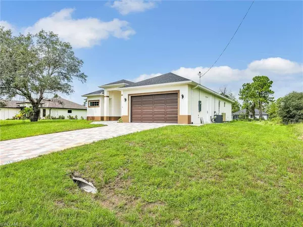 417 Fitch AVE, Lehigh Acres, FL 33972