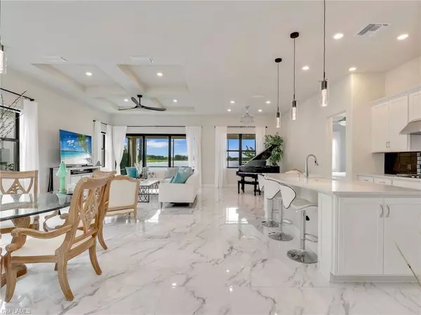 19724 Aqua View LN, Fort Myers, FL 33913