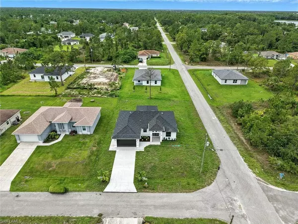 3219 43rd ST W, Lehigh Acres, FL 33971