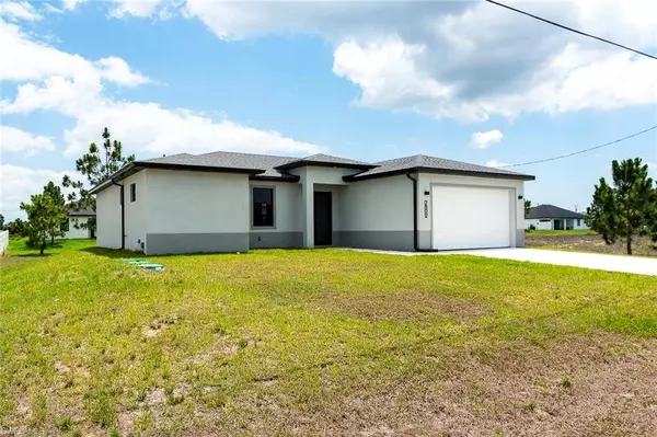 3810 29th ST SW, Lehigh Acres, FL 33976