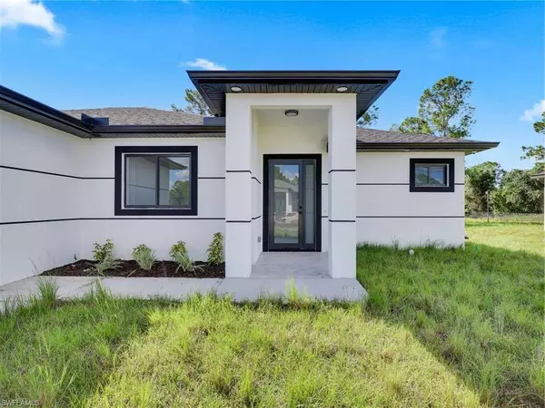 3417 8th ST SW, Lehigh Acres, FL 33976