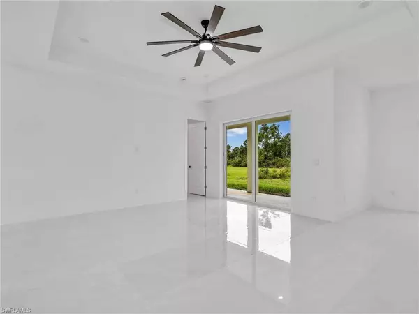 417 Fitch AVE, Lehigh Acres, FL 33972