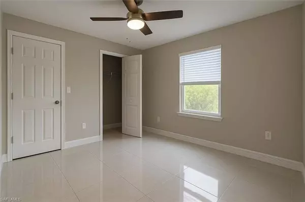 4622 Leonard BLVD S, Lehigh Acres, FL 33973