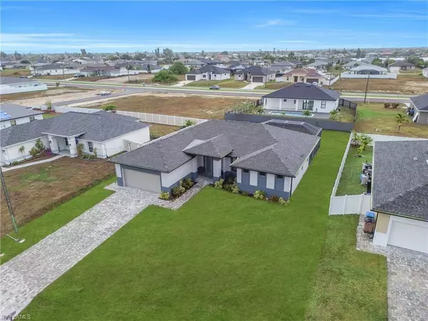 309 NE 15th TER, Cape Coral, FL 33909