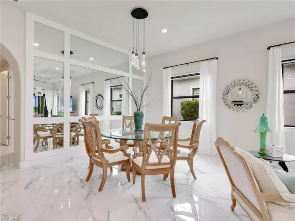 19724 Aqua View LN, Fort Myers, FL 33913