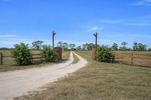 6575 NE 96th AVE, Okeechobee, FL 34972