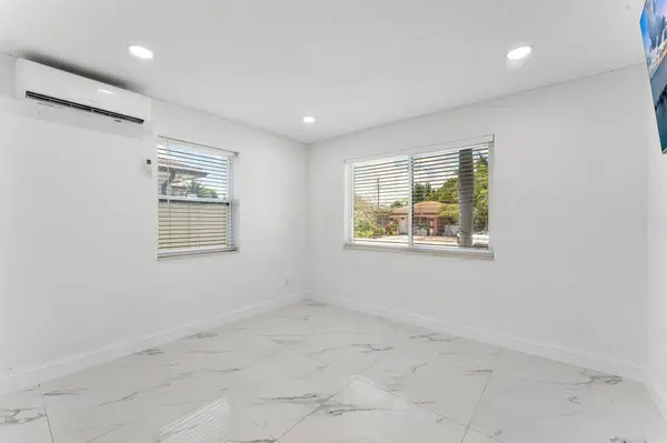 822 S C ST, Lake Worth Beach, FL 33460