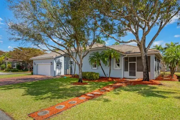 2570 SE 4th PL, Homestead, FL 33033