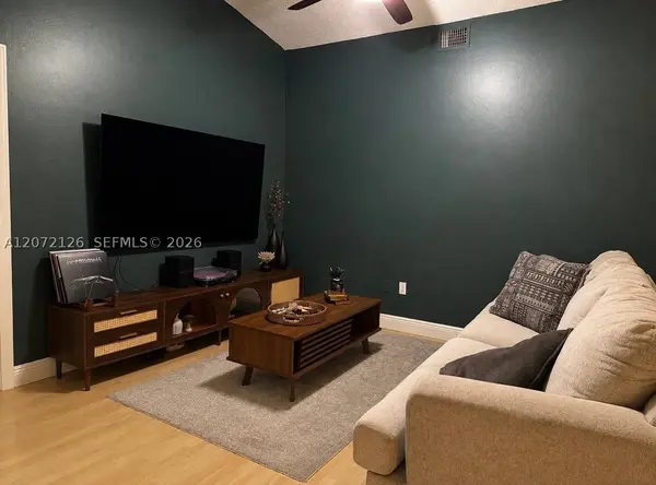 13724 SW 147th Cir Ln #3-30, Miami, FL 33186